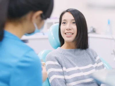Japanese speaking dentist with a japanese patient